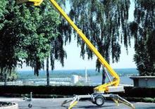 Plataformas telescópicas remolcables OMMELIFT Omme 1250 EZ