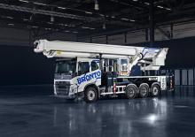 Plataformas telescópicas sobre camión Bronto Skylift S70XT-J