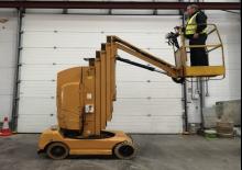 Plataformas verticales Grove-Manlift (Delta) Toucan 1100