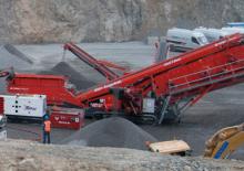Platas cribadoras móviels Terex-Finlay 694+ Hybrid