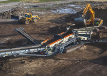 Platas cribadoras móviels Metso Lokotrack ST2.8E