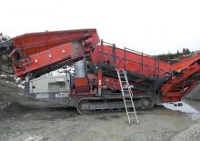 Platas cribadoras móviels Sandvik QE 330