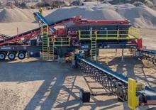 Platas cribadoras móviels Sandvik UK373