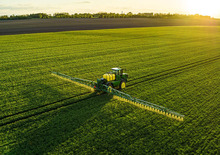 Pulverizadoras automotrices John Deere R4140i 