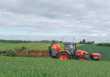Pulverizadoras de montaje Kubota XMS210