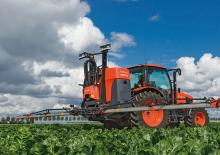 Pulverizadoras de montaje Kubota XMS216 iXflow-E