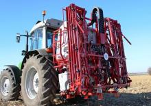 Pulverizadoras remolcables Unia Rex 1015