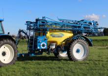 Pulverizadoras remolcables Delvano TS 4200