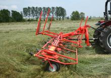 Rastrillos henificadores Kuhn GF 6502