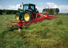 Rastrillos henificadores Kuhn GF 8702