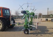 Rastrillos henificadores Pronar PWP 530T