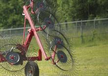 Rastrillos rotativos Massey Ferguson 1512 S
