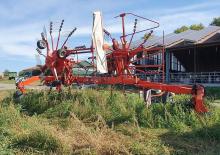 Rastrillos rotativos Kuhn GA 8020