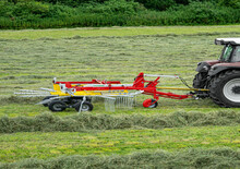 Rastrillos rotativos Pöttinger Top 462 A