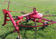 Rastrillos rotativos Fella TS 300 DN