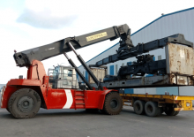 Reach stacker Kalmar DRD100-52S6