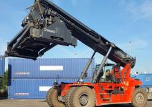 Reach stacker Kalmar DRG450-60C5X