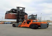 Reach stacker Toyota THD8600-L5