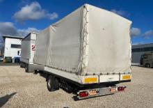 Remolques con plataforma de lona Möslein PR 1 A