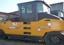 Rodillos de neumáticos XCMG XP163