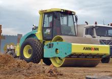 Rodillos vibrantes autopropulsados Ammann ASC 150 D