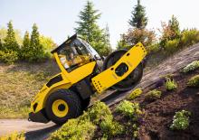 Rodillos vibrantes autopropulsados Bomag BW 213 PD-3