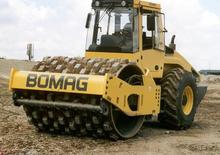Rodillos vibrantes autopropulsados Bomag BW 214 PDH-4i