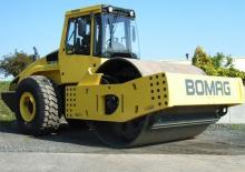 Rodillos vibrantes autopropulsados Bomag BW 226 PDH-4