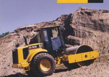 Rodillos vibrantes autopropulsados Caterpillar CP-563D