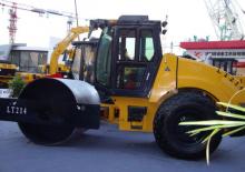 Rodillos vibrantes autopropulsados YTO LT214