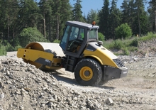 Rodillos vibrantes autopropulsados Volvo SD122D