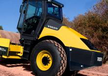 Rodillos vibrantes autopropulsados Volvo SD122F