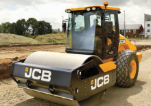 Rodillos vibrantes autopropulsados JCB VM 117 D