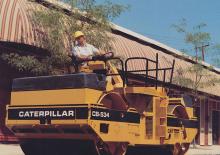 Rodillos vibrantes tándem Caterpillar CB-534