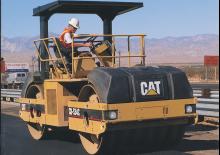 Rodillos vibrantes tándem Caterpillar CB-534C