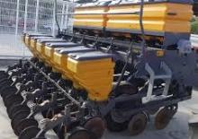 Sementadoras Valtra BP 704	