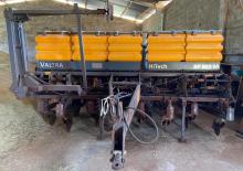 Sementadoras Valtra BP 905