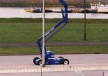 Plataformas articuladas de ruedas UpRight AB 38 N