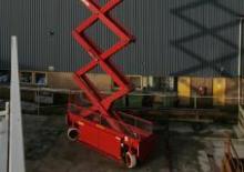 Plataformas de tijeras de ruedas Holland-Lift N 265 EL 13 4WD S