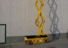 Plataformas de tijeras de ruedas AIRO SF 820 IR E