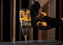 Taladro y destornillador sin cable DEWALT DCD701N-XJ