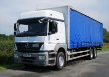 Tractoras Mercedes-Benz Axor 2533