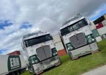Tractoras Kenworth K200 2.3M Aero roof MX15 10x6