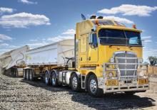 Tractoras Kenworth K200 2.3M Aero roof MX15 8x6