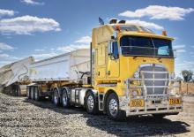 Tractoras Kenworth K200 2.8M Aero roof MX15 8x4