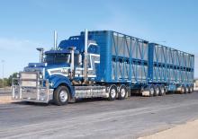 Tractoras Mack SuperLiner RWS712L CA494 ETAZ673A 4x2