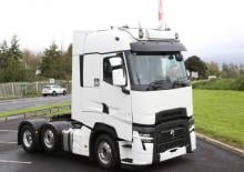 Tractoras Renault T 520.26 HIGHCAB 6X2 TML E6 (LHD)