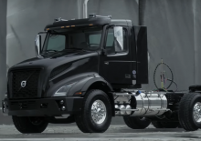 Tractoras Volvo Trucks VNX 300.500 8x4