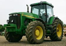 Tractores - tracción 4 ruedas John Deere 8200