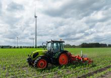 Tractores - tracción 4 ruedas Claas Axos 230  
